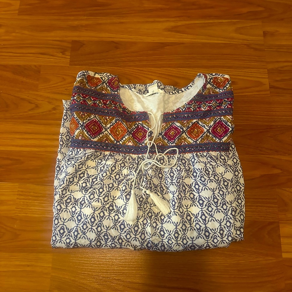 Beautiful Caslon woman’s blouse size L